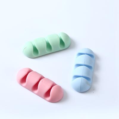 粘贴式电线理线器 3卡位固线器 两个装--绿色 活动小礼品有哪些