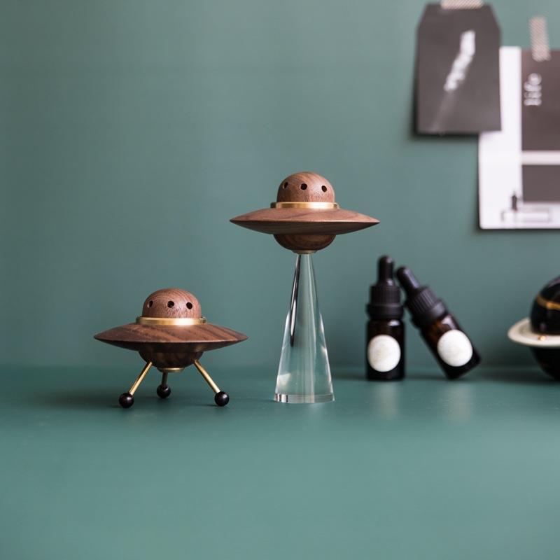 【着陆款】宇宙飞碟实木扩香器 UFO艺术香薰摆件 适合夏天用的小礼品
