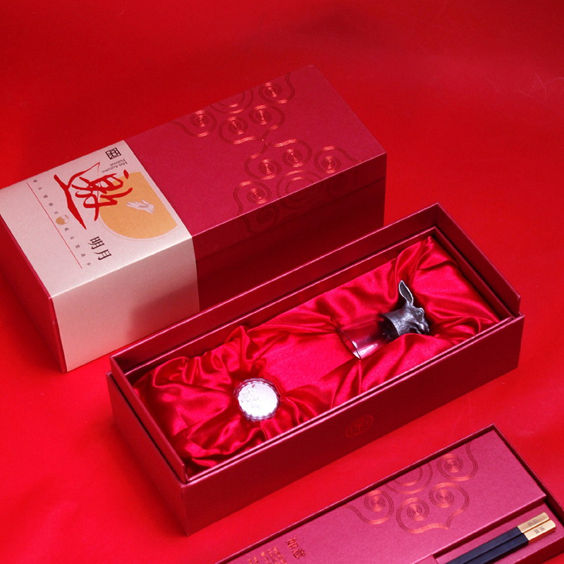 【举杯邀月】2022中秋轻奢礼盒    黑檀木筷+生肖白酒杯+纯银月饼    中秋送客户礼品推荐